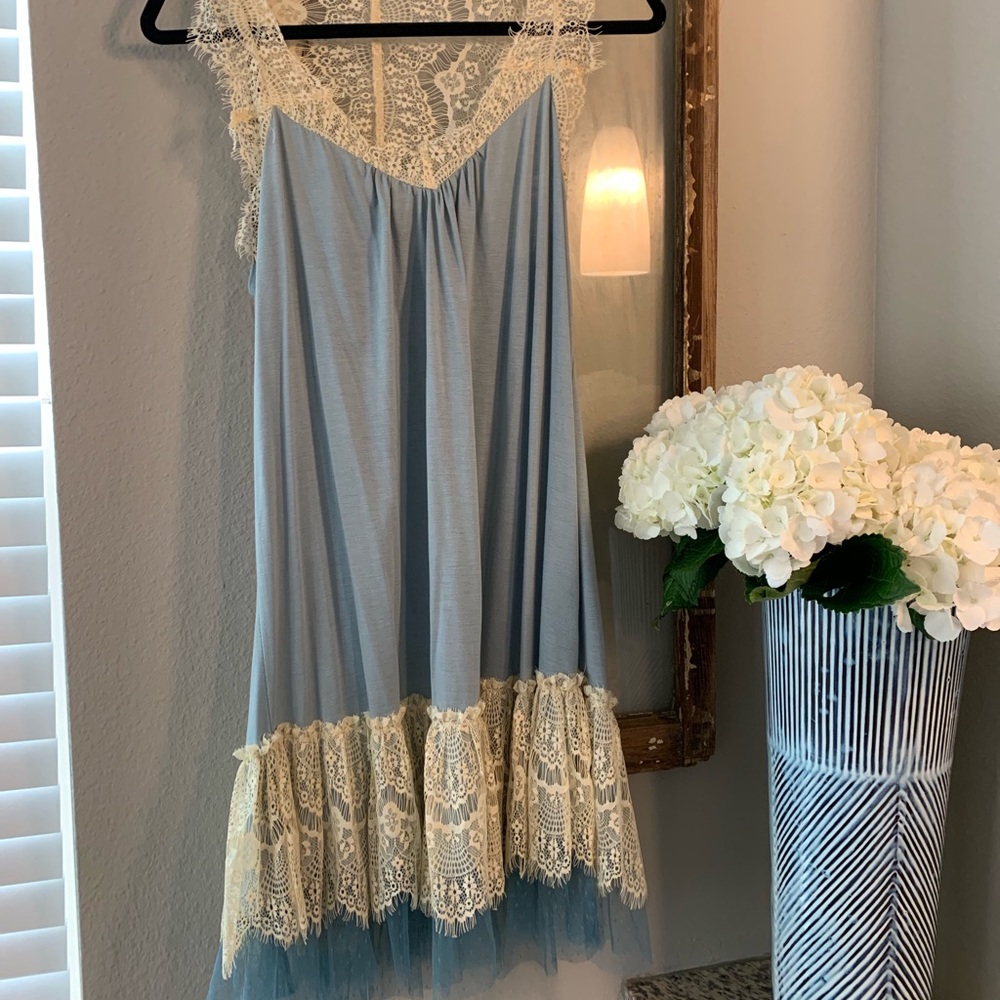 Beautiful lace dress- SUPER SOFT